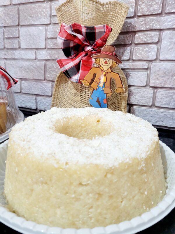 Bolo Cremoso de Tapioca com Côco